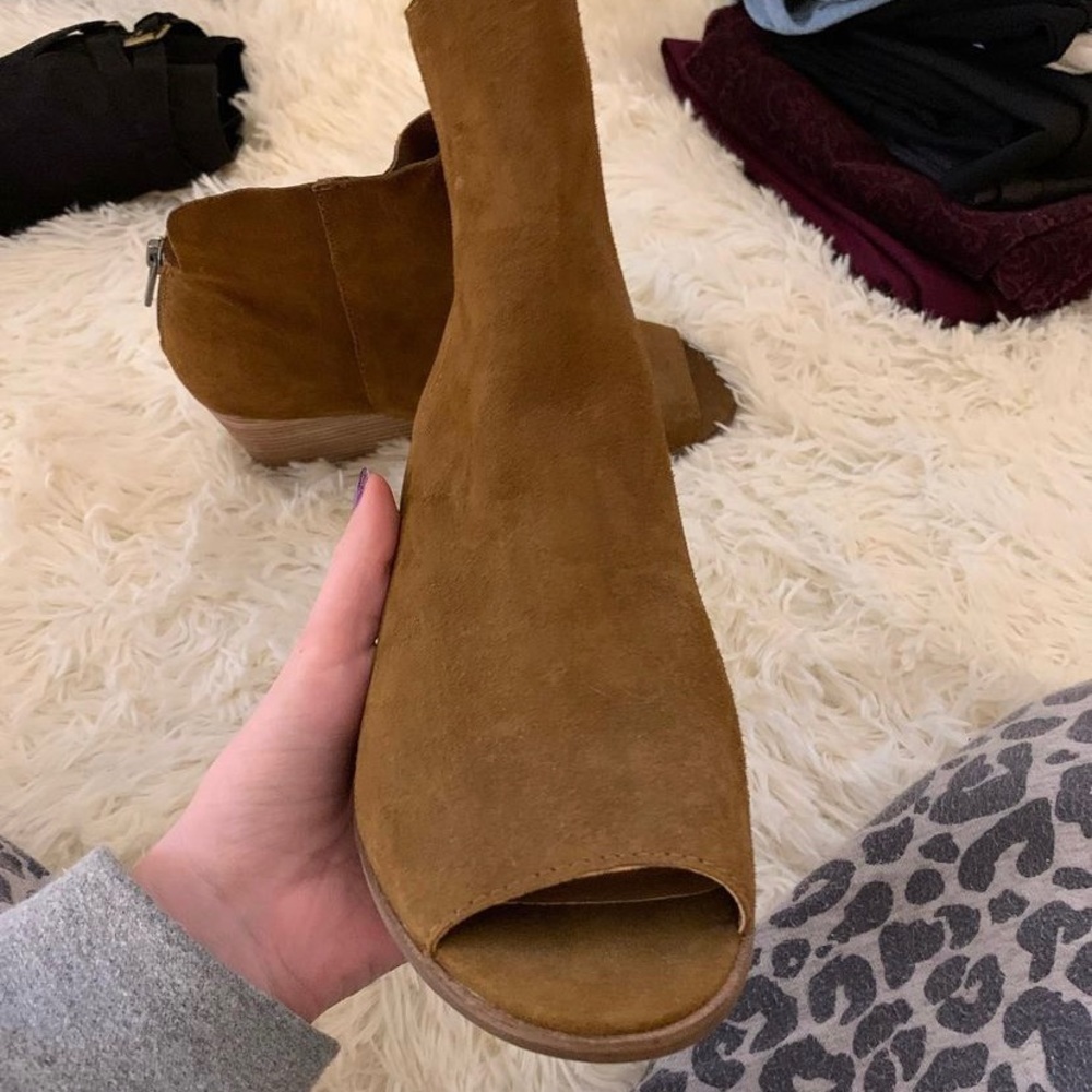 Open toe wedges